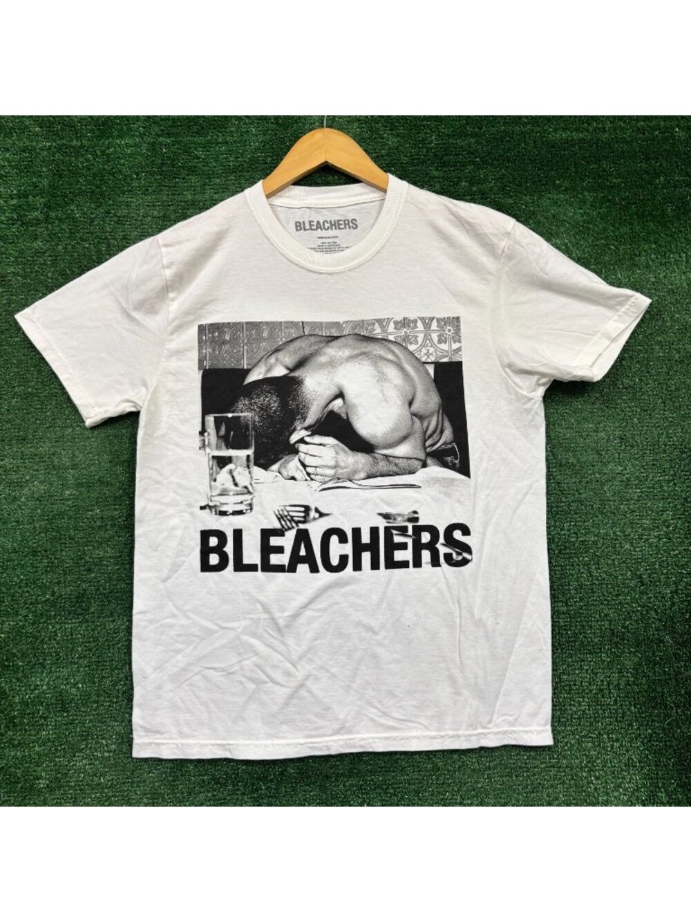 Bleachers Everyone for Ten Minutes Rock Band T-Shirt Size Medium